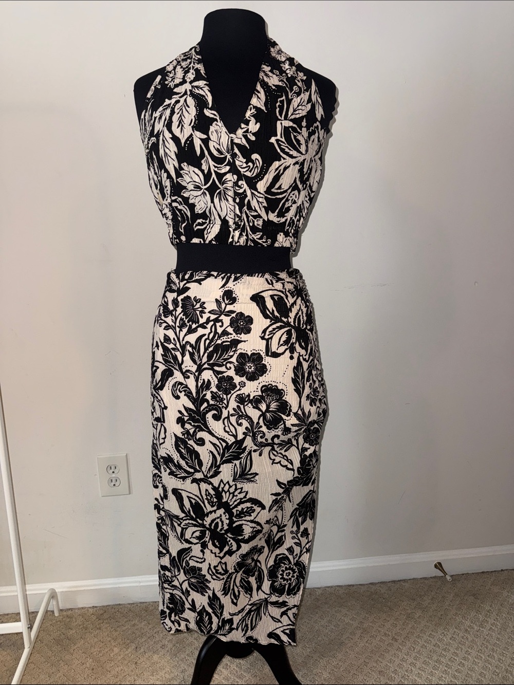 Zara Black and White Floral Set